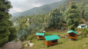 Trekking Cougars Huts